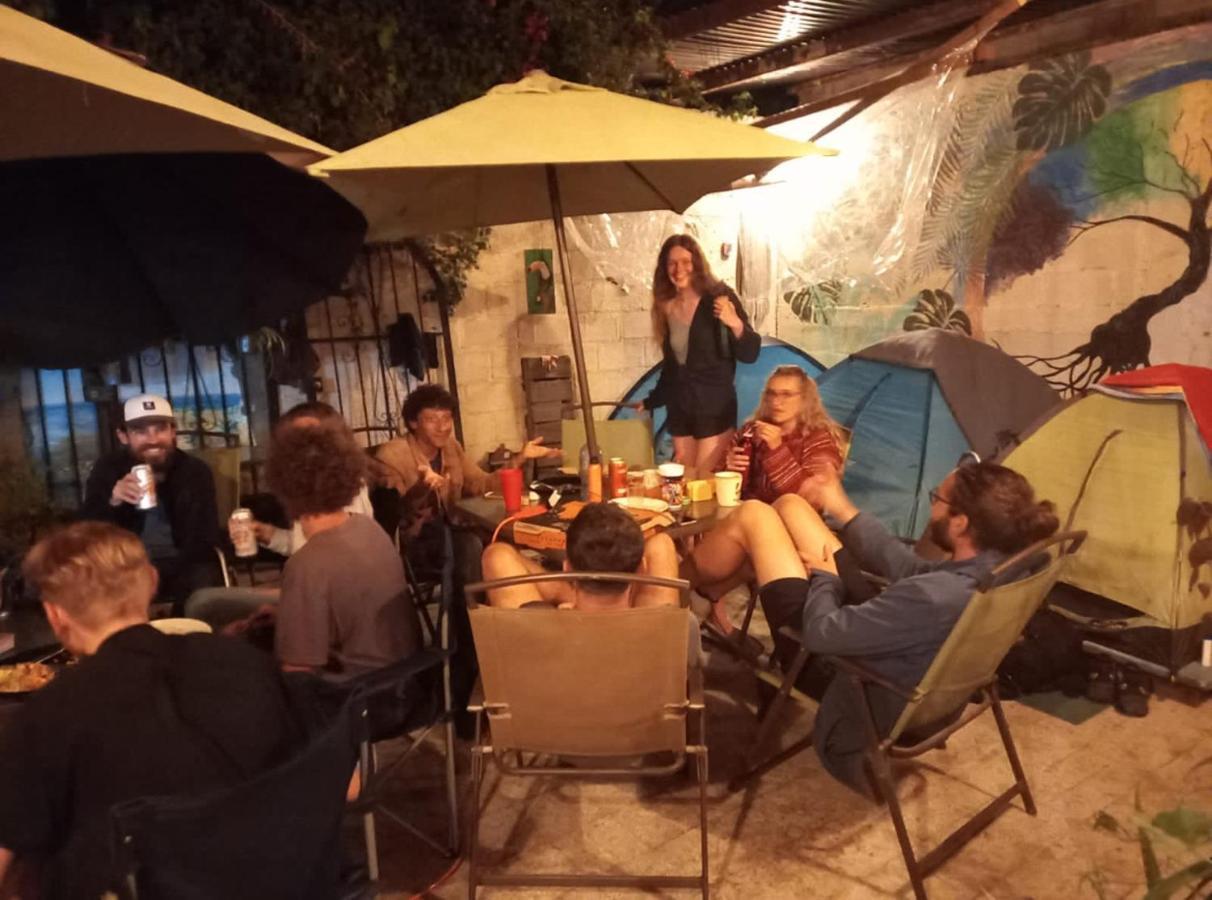 Готель La Gaceta Camping Antigua Екстер'єр фото